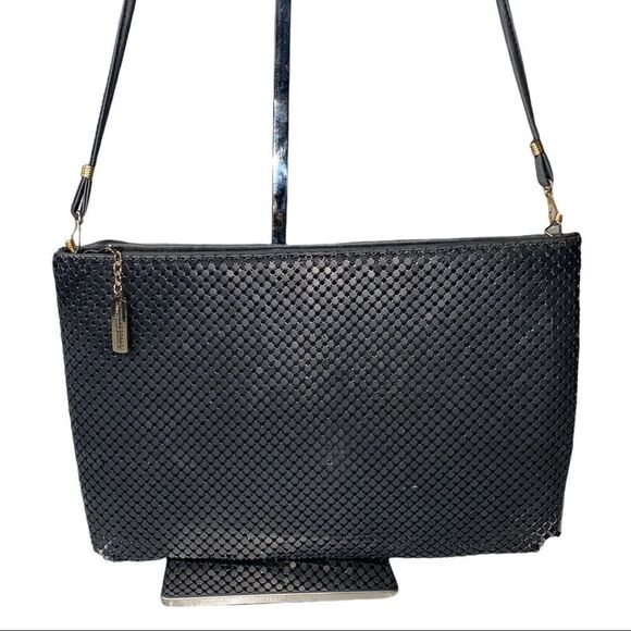 WHITING & DAVIS - Flat Black Chainmail Shoulder Bag/Needs Small Repair (See Pic) - Picture 7 of 14